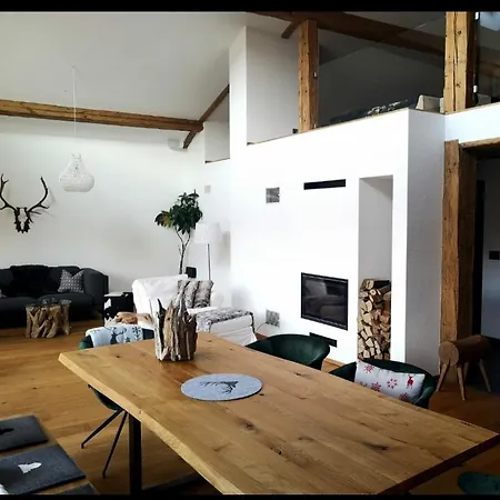 Viktoria フュッセン