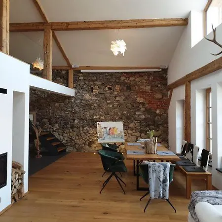 アパート Viktoria